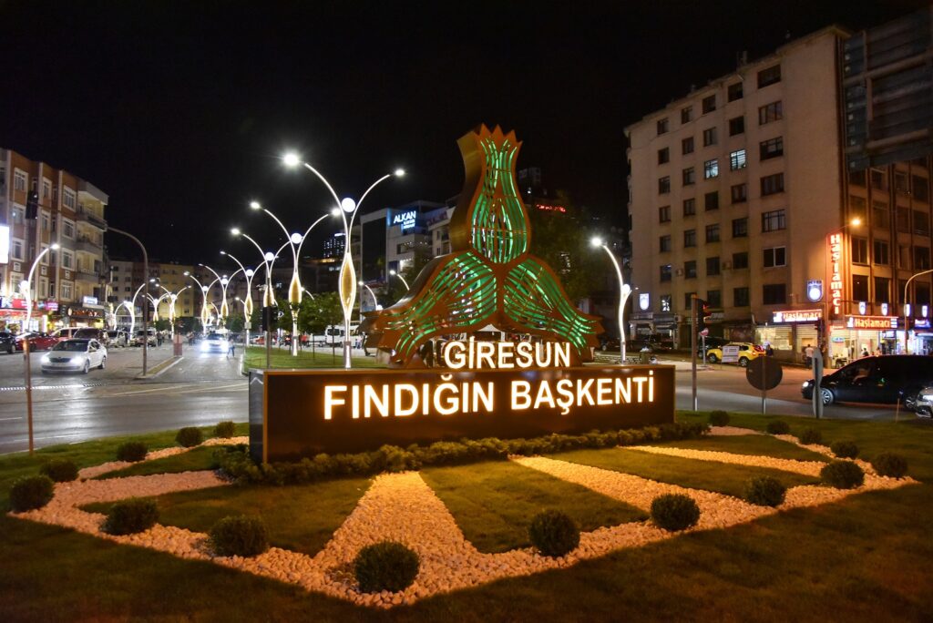 Giresun’da “Sokakbaşı Yöresel Ürün Pazarı” projesi hayata geçirilecek.